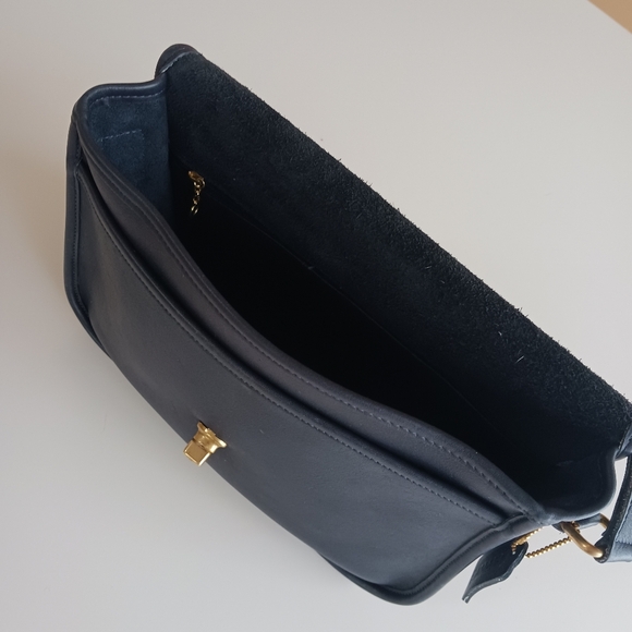 Vintage Coach City Bag #9790 - Picture 9 of 14